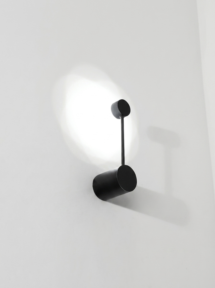 Aluminum Aisle Accent Wall Lamp